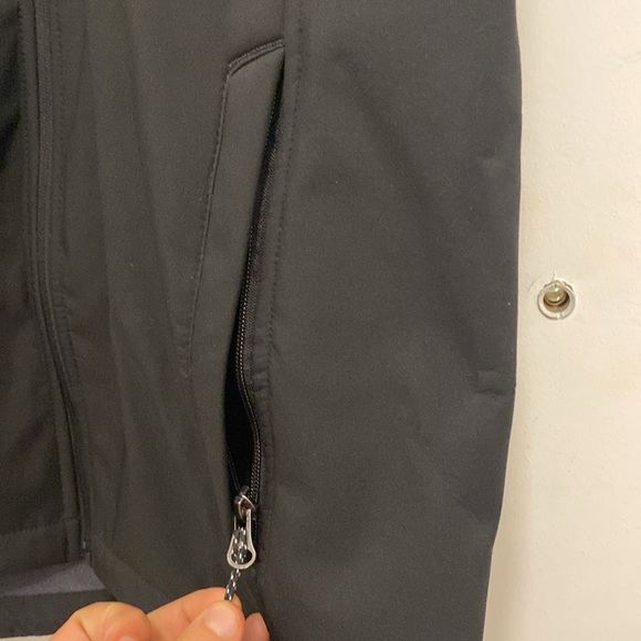 Vest - black color - Picture 2 of 4